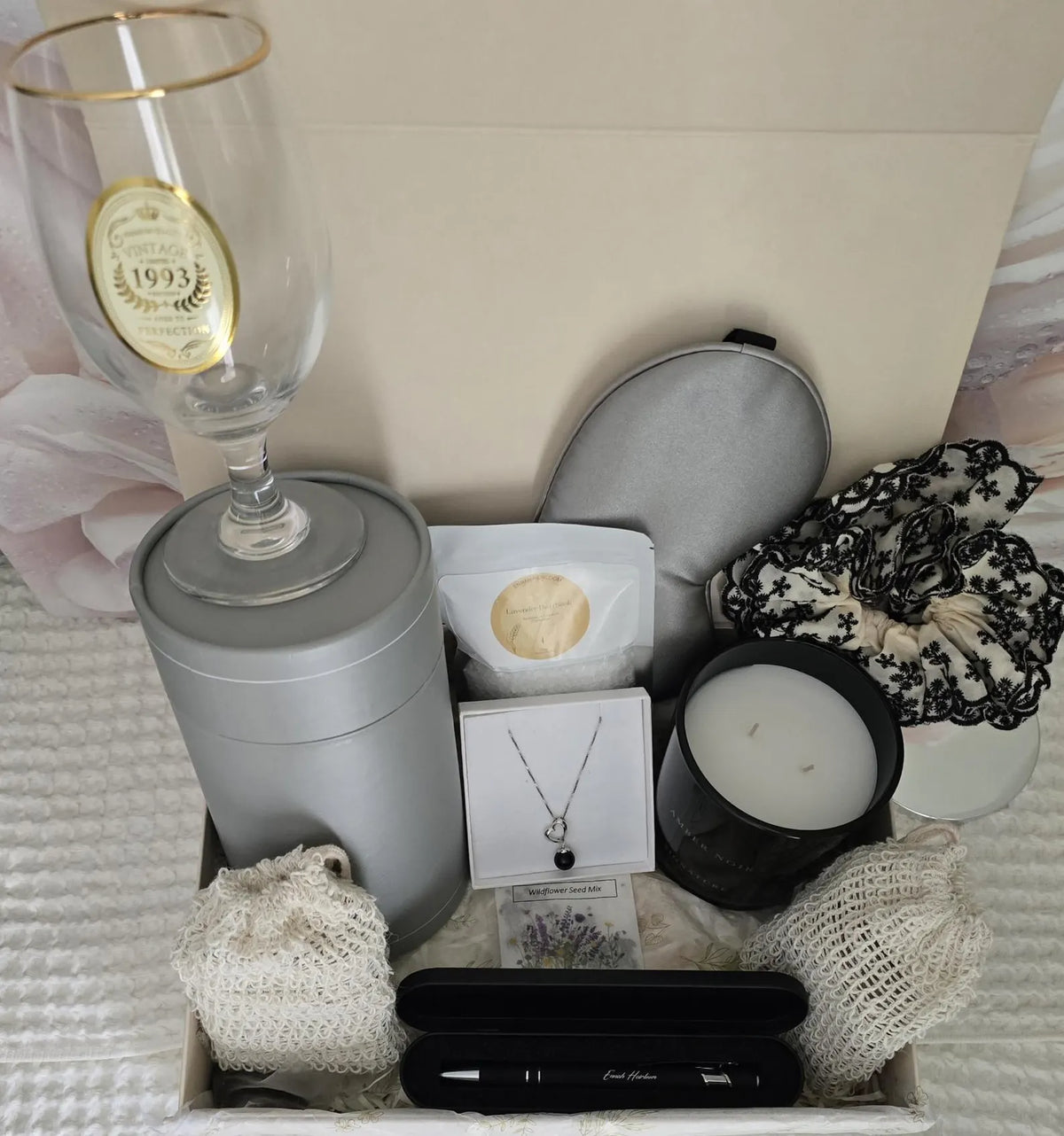 1993 Vintage Edition Birthday Gift Box – Necklace & Self-Care Gift for Her